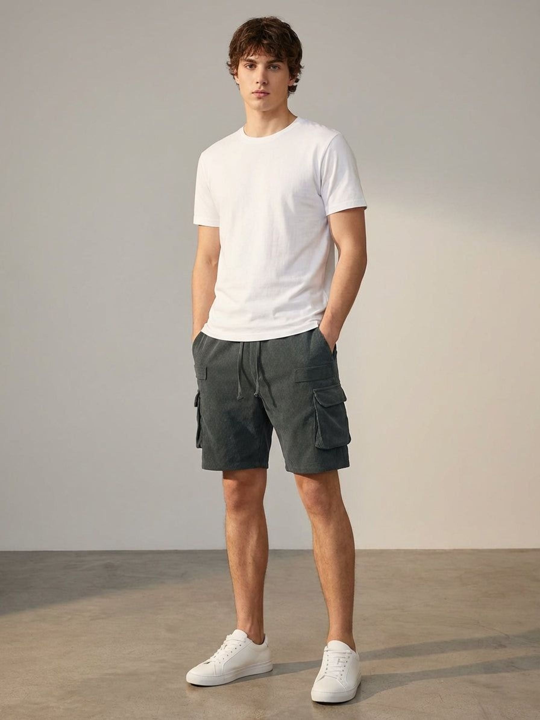 Luca Varn | Men's Corduroy Cargo Shorts Brown