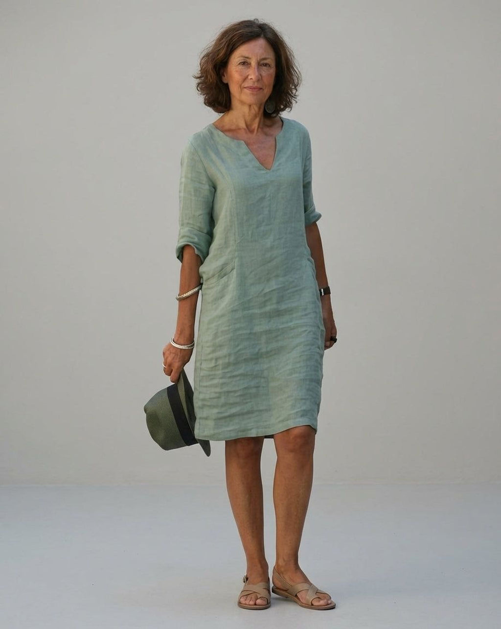 Céleste Vire | Women's Linen V-Neck Relaxed Dress