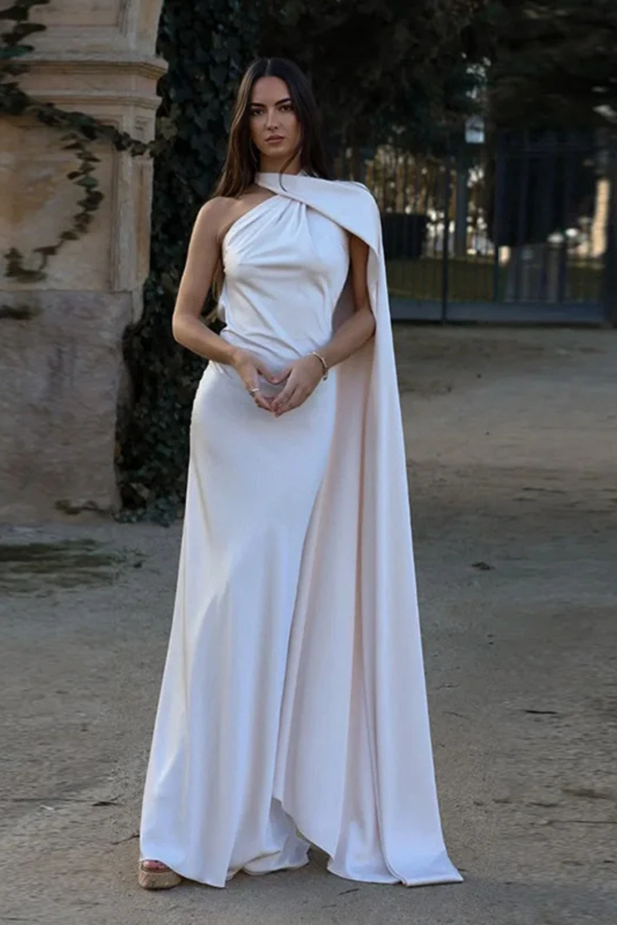 Elodie Varn | Women's Halter Neck Maxi Dress