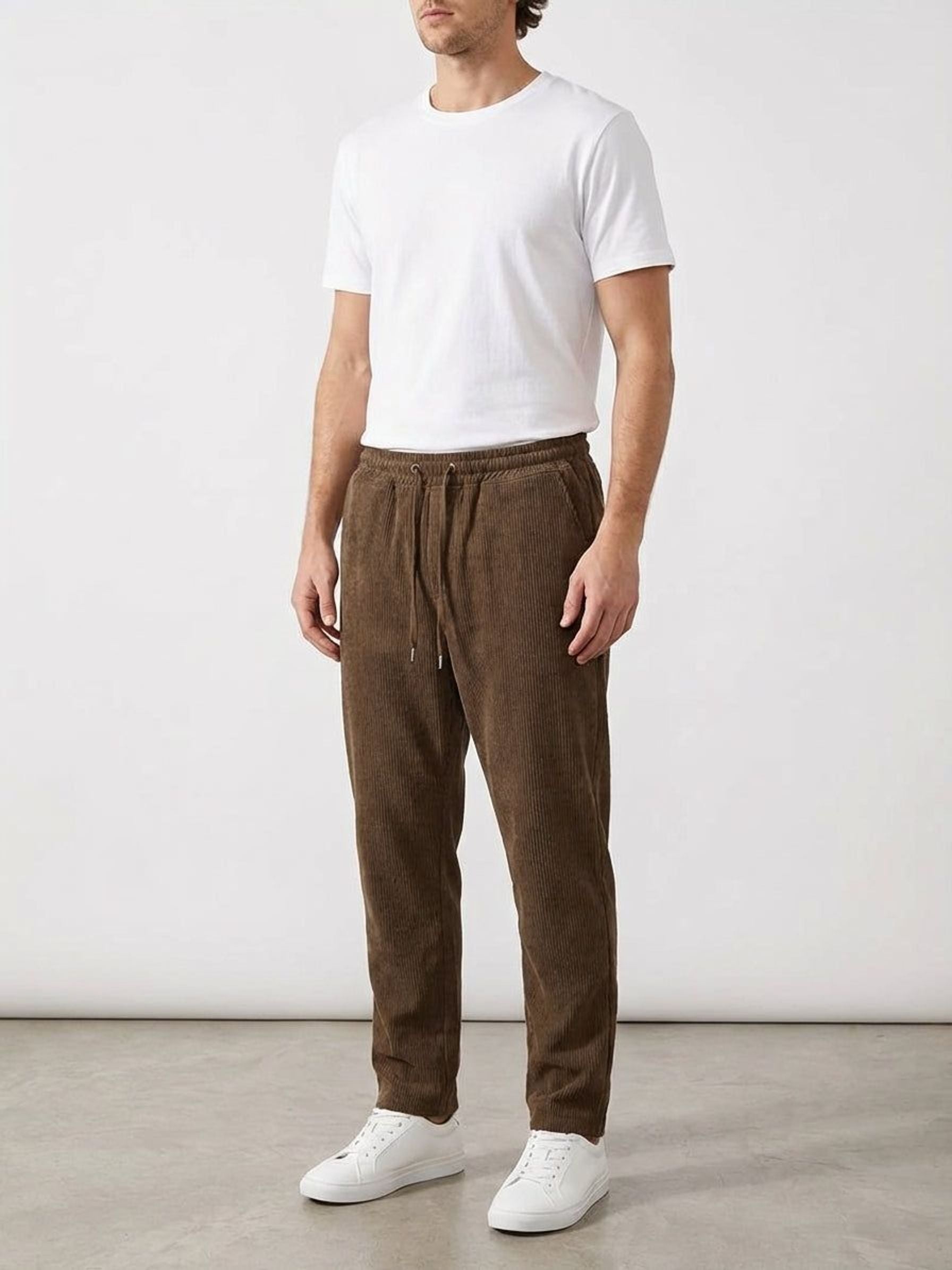 Luca Varn | Men's Corduroy Cargo Shorts Brown