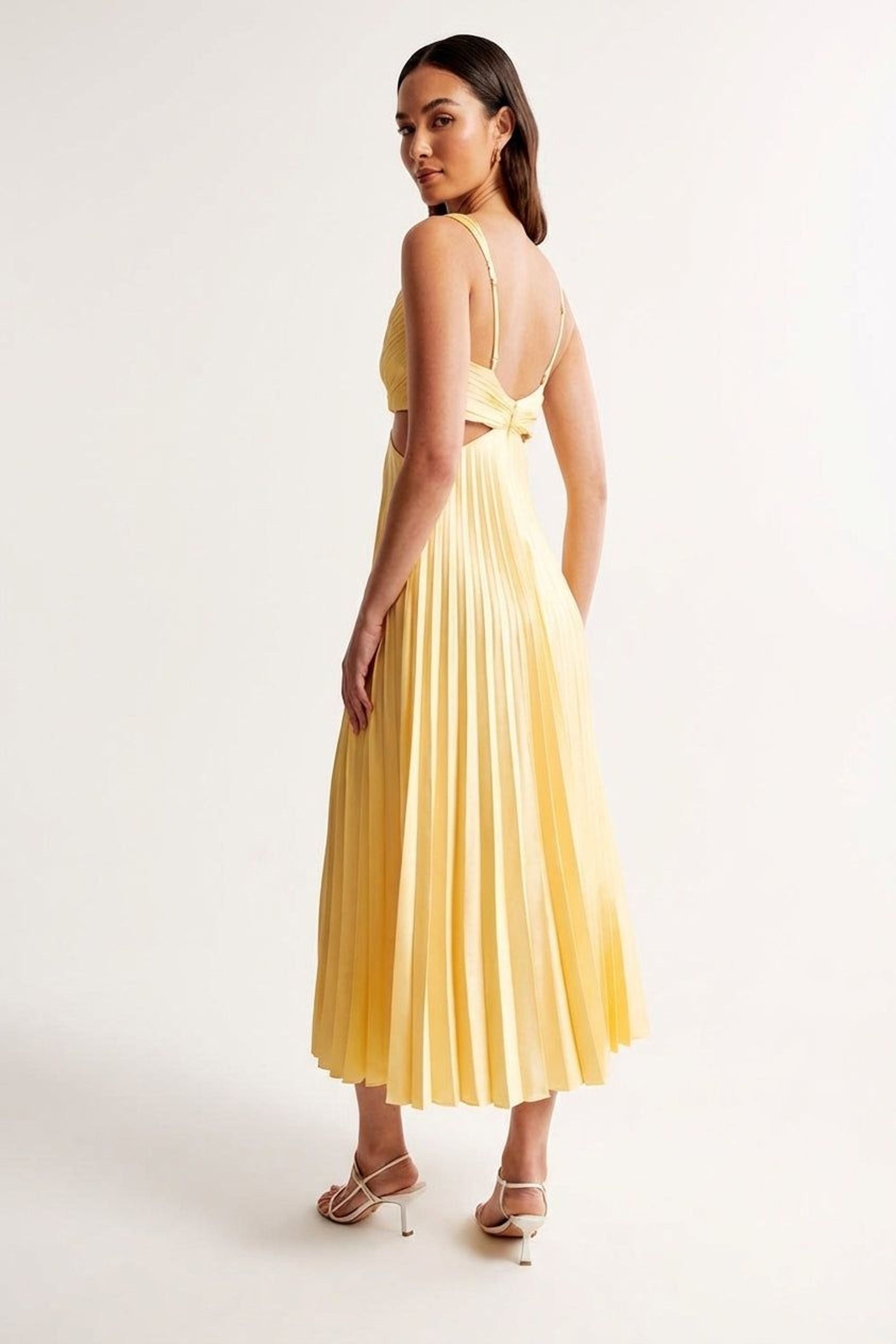 Mireille Voss | Women's Satin Pleated Evening Dress